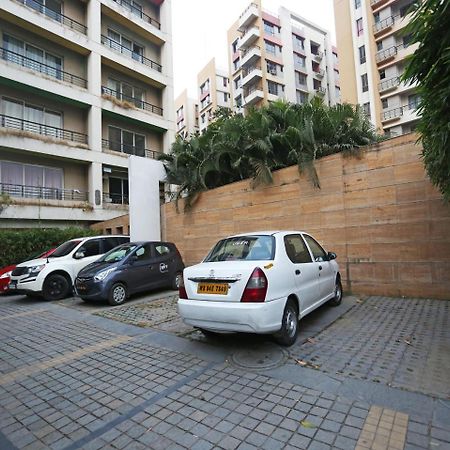 Capital O 10212 Hotel West Willows Xanadu Kolkata Luaran gambar
