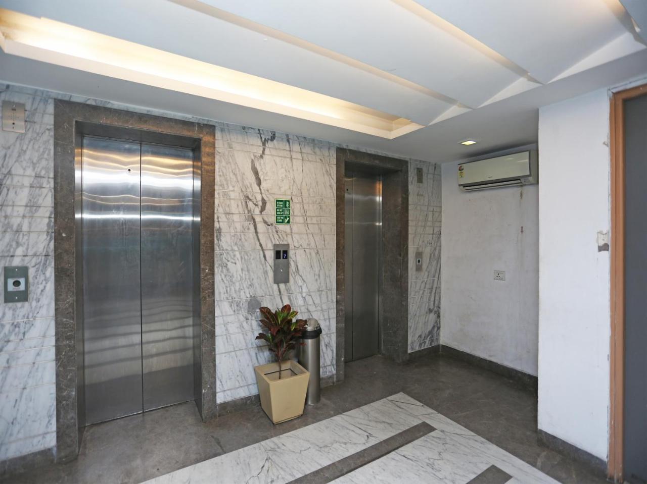 Capital O 10212 Hotel West Willows Xanadu Kolkata Luaran gambar
