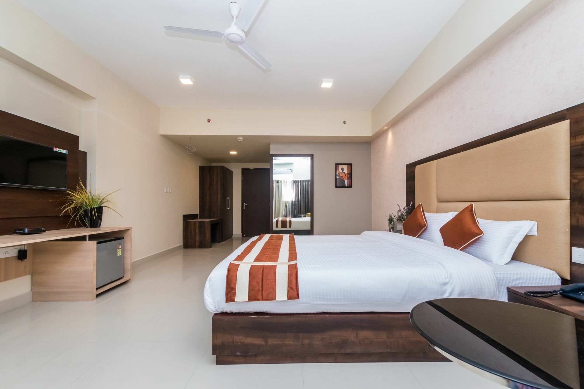 Capital O 10212 Hotel West Willows Xanadu Kolkata Luaran gambar