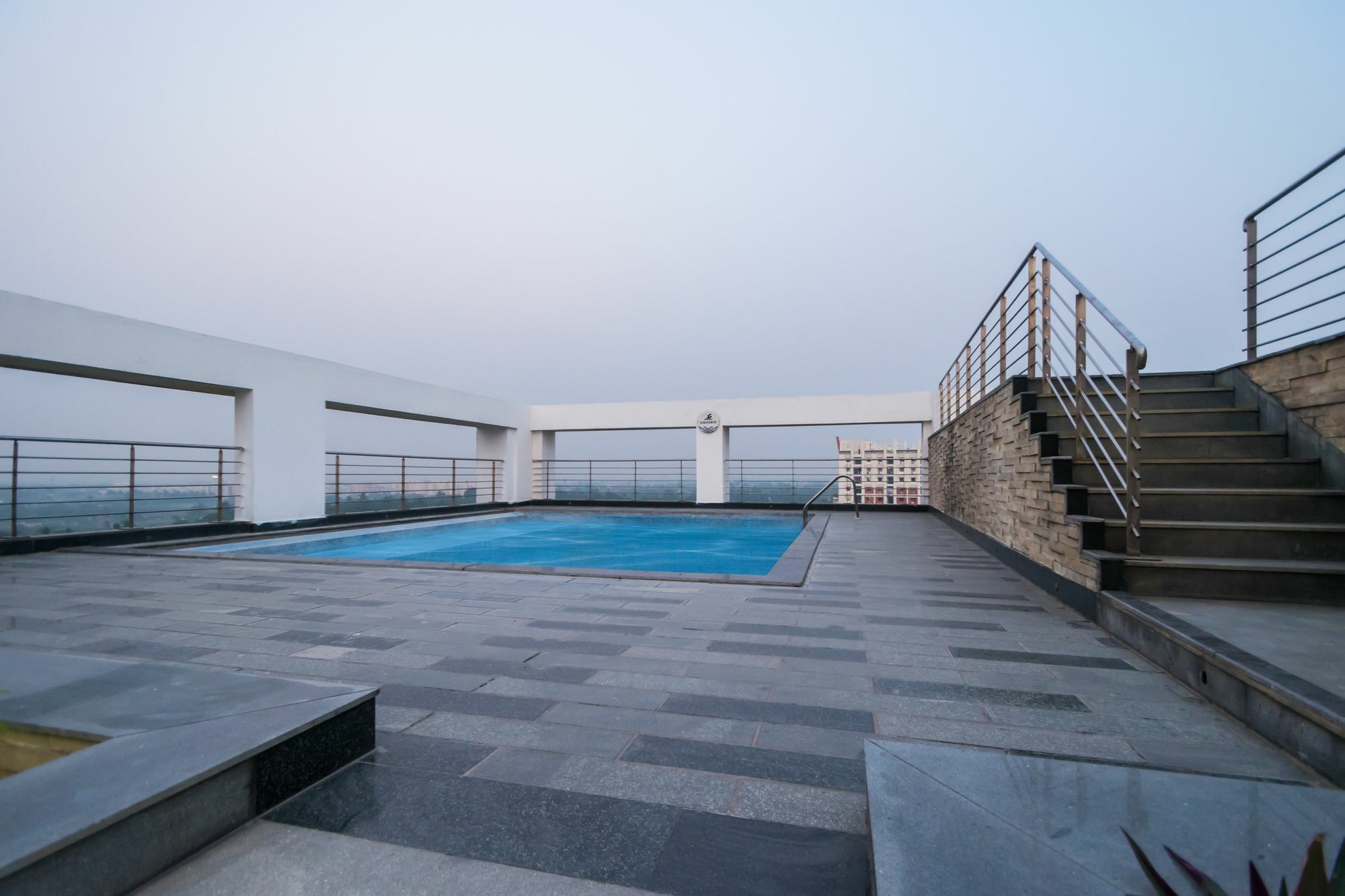 Capital O 10212 Hotel West Willows Xanadu Kolkata Luaran gambar